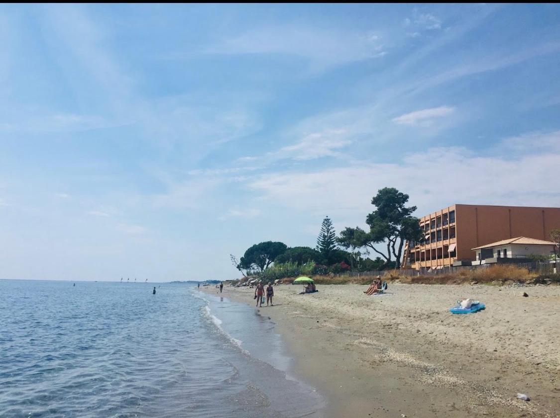 Residence Santa Lucia, Studio Avec Piscine , Vue Mer Et Pied Dans L'Eau , Moriani-Plage מראה חיצוני תמונה