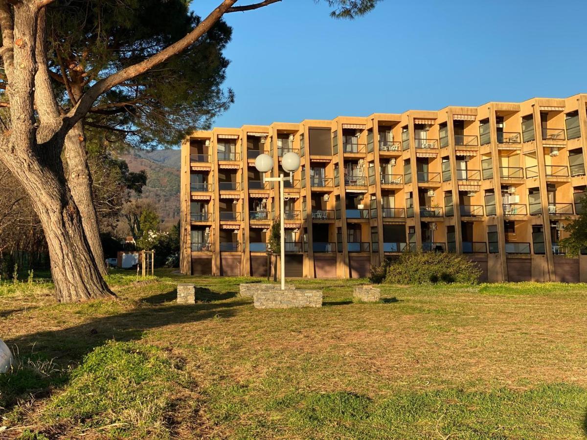 Residence Santa Lucia, Studio Avec Piscine , Vue Mer Et Pied Dans L'Eau , Moriani-Plage מראה חיצוני תמונה